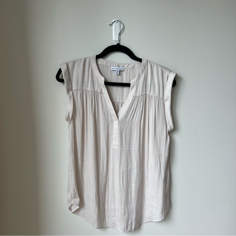 2 for $20 | Satin sleeveless blouse